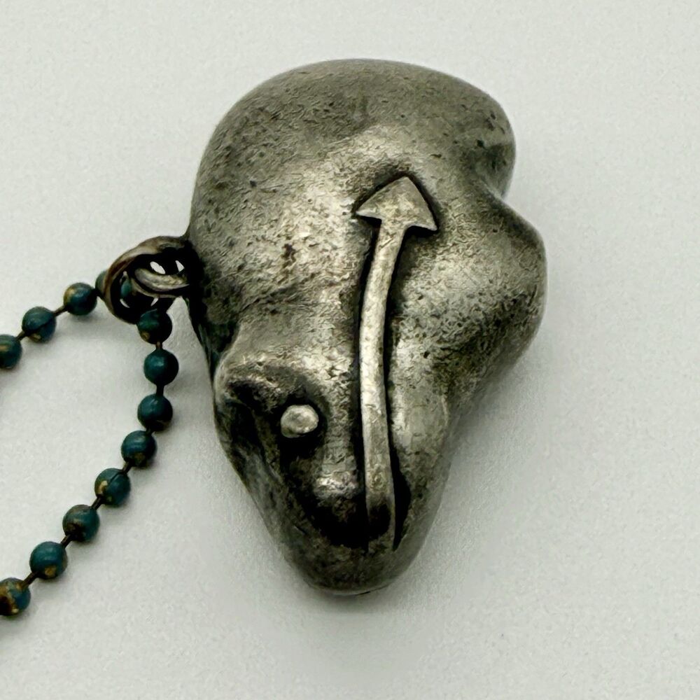 JPD Signed Artisan Heavy Pewter Southwest Spirit Bear Necklace Heartline Arrow - Picture 6 of 16
